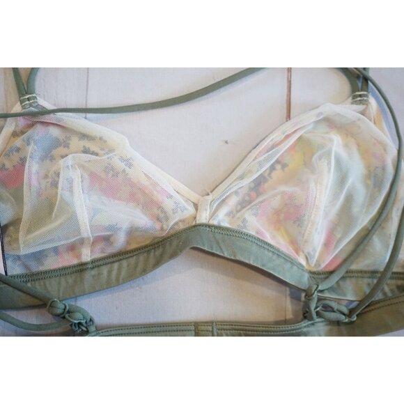 Victoria's Secret Floral Print Triangle Bralette w/ Adjustable Straps - Size M - Picture 7 of 7